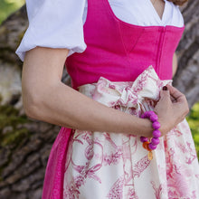 Laden Sie das Bild in den Galerie-Viewer, Dirndschürze Toile du Jouy Rose