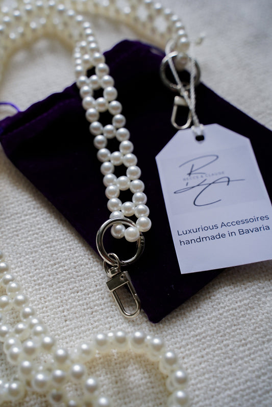 Handykette aus Perlen von beccsandclaude