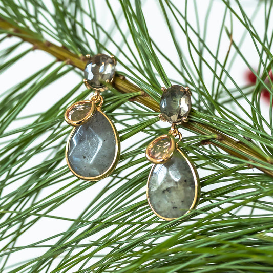 Kristallglas Statement Ohrringe Grey