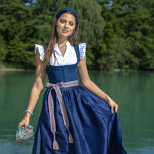 Laden Sie das Bild in den Galerie-Viewer, Dirndl Belt "Flieder"