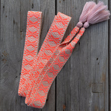 Laden Sie das Bild in den Galerie-Viewer, Dirndl Belt Korall