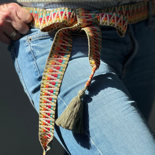 Lace Belt Bunt