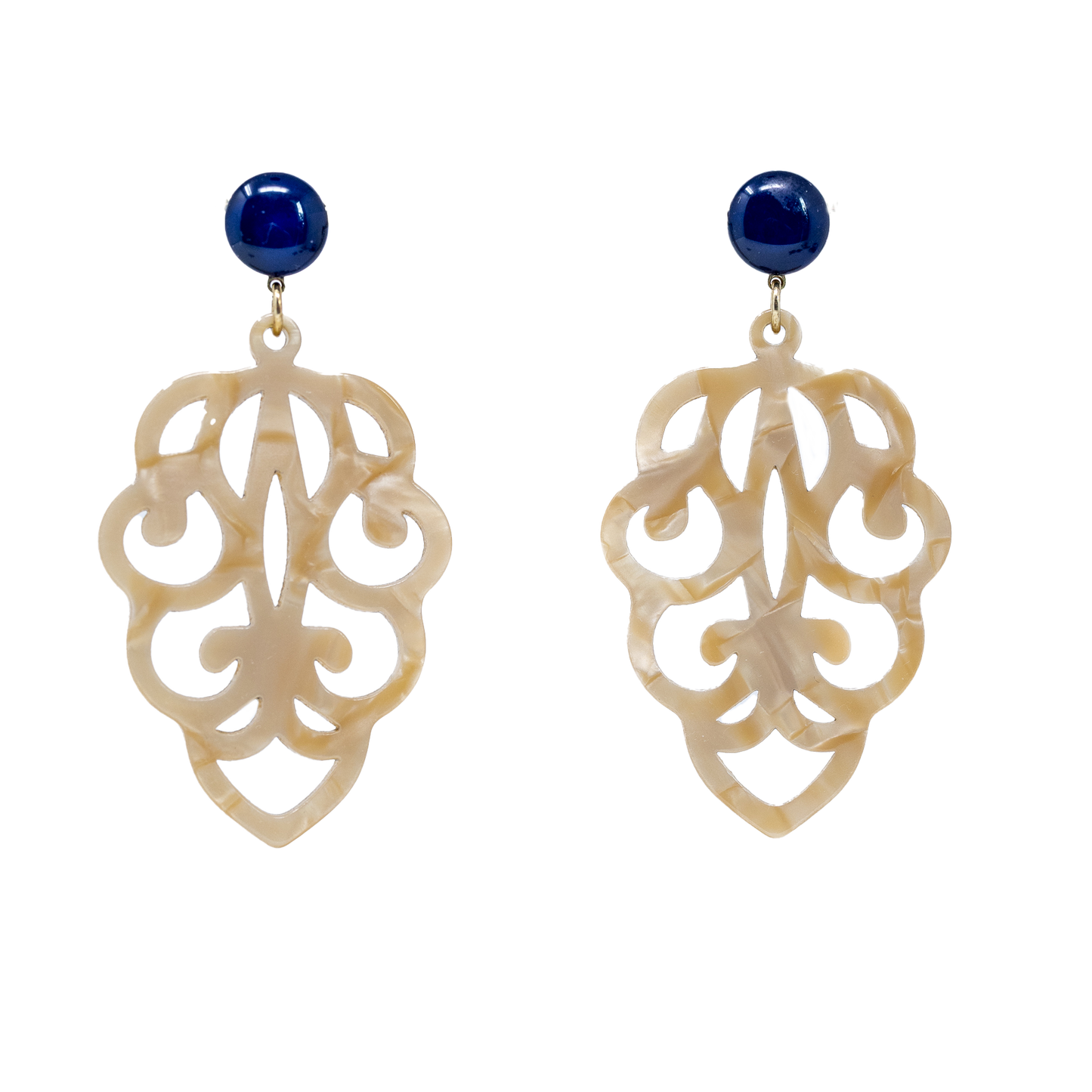 Carlotta Ornament-Ohrringe in Hornoptik mit Blau