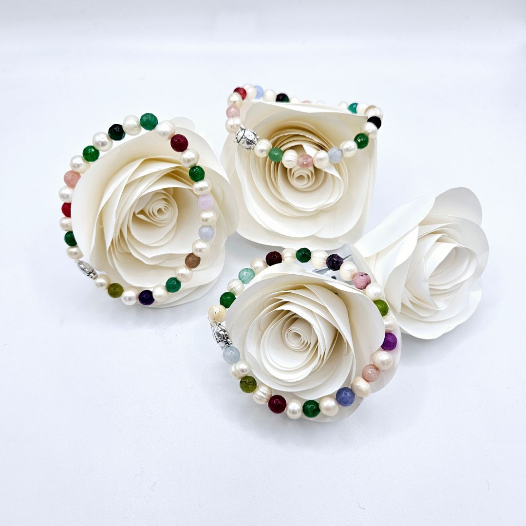 Perlenarmband Sarah Multicolour mit silbernem Marienkäfer