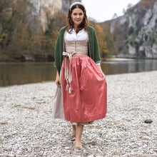 Laden Sie das Bild in den Galerie-Viewer, Seiden-Dirndlschürze Viktoria Hortensie