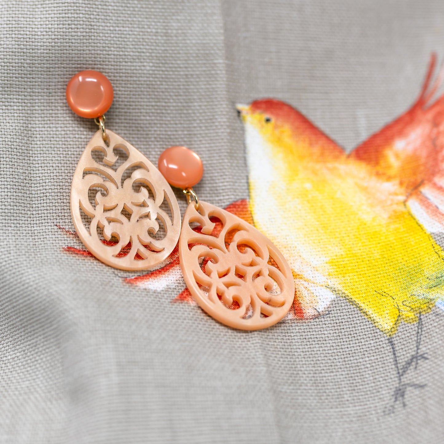 Barok Ornament Ohrringe Peach
