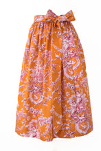 Laden Sie das Bild in den Galerie-Viewer, Baumwoll-Dirndlschürze Helene Orange - Special