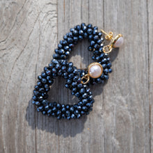 Laden Sie das Bild in den Galerie-Viewer, Herz Ohrringe zur Tracht blau