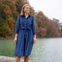 Laden Sie das Bild in den Galerie-Viewer, Mathilda - Feincord-Kleid von Waldorff
