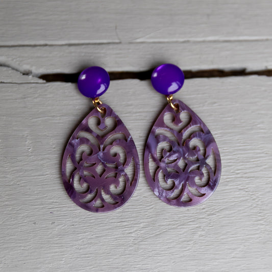 Annabelle - Ornament Ohrringe in Purple