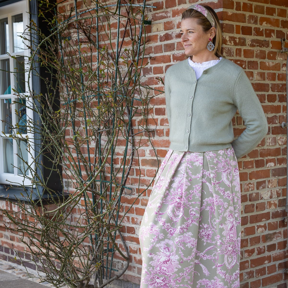 Trachtenrock „Theresia“ – Toile de Jouy in Fuchsia