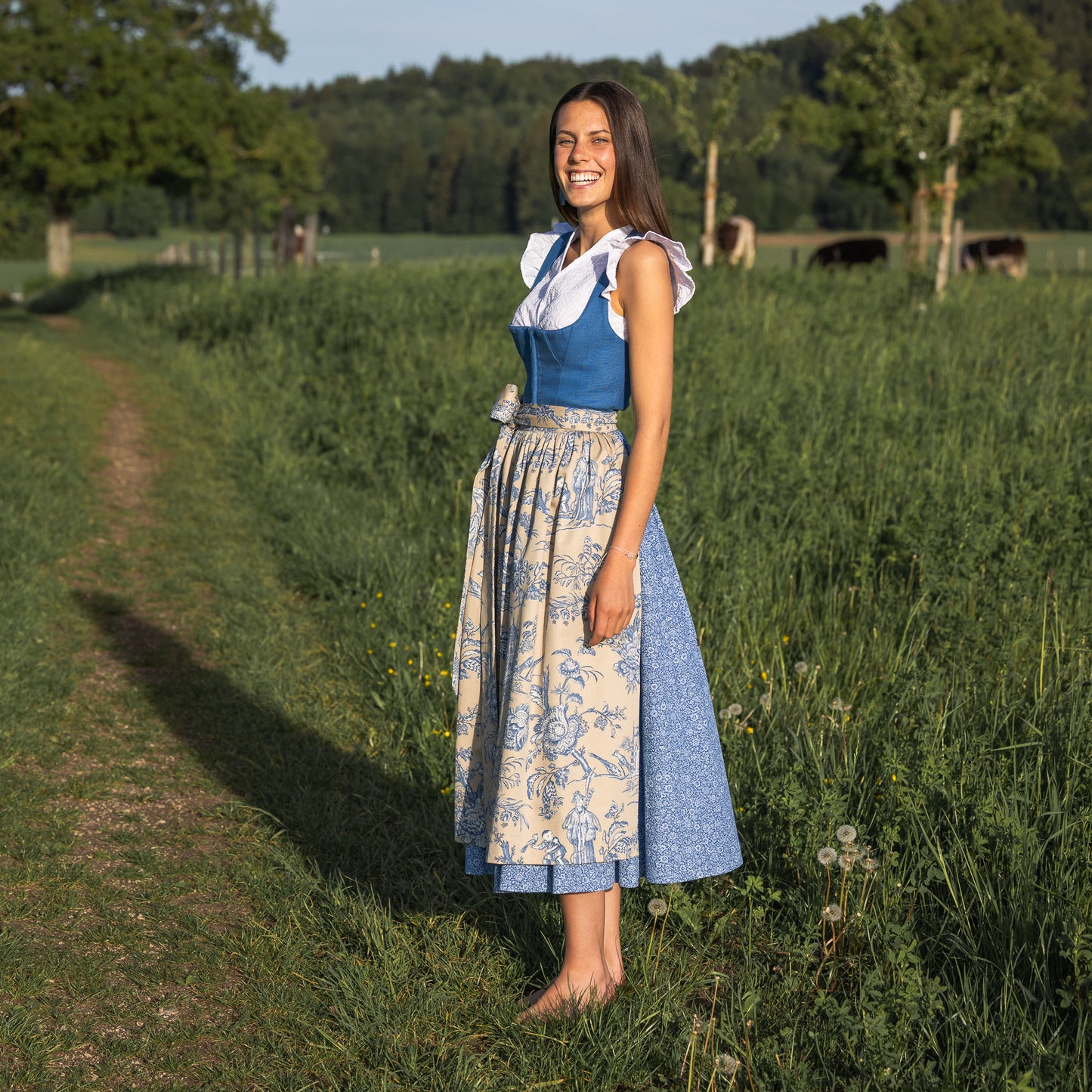 Baumwoll-Dirndlschürze "Louise Bleu"
