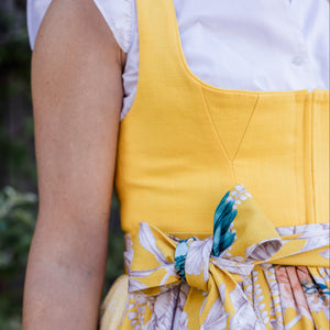 Gelbes Dirndl