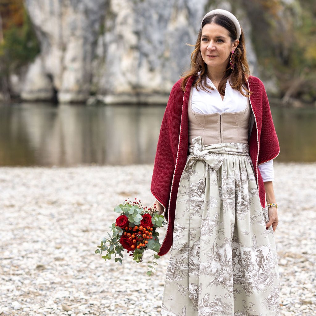 Midi Dirndl Josefine in Beige