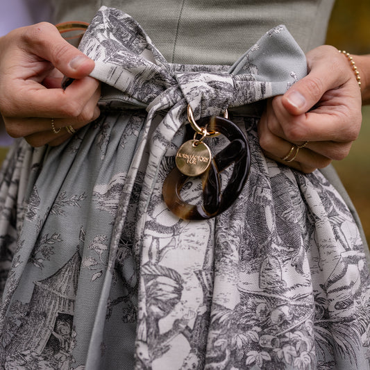 Baumwoll-Dirndlschürze Sarah Grau