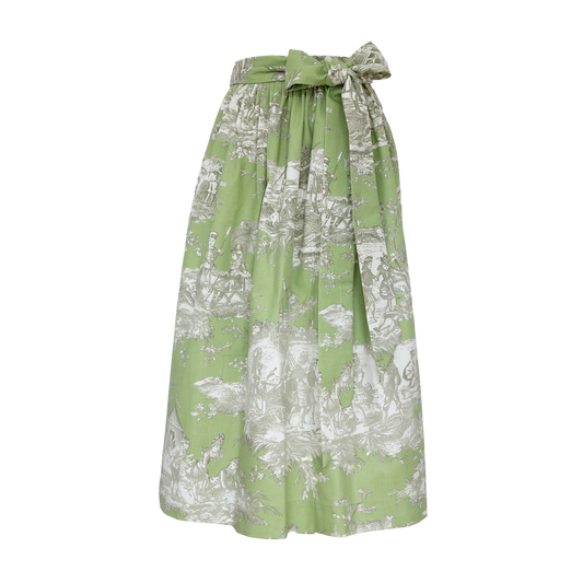 Baumwoll-Dirndlschürze Sarah in Pistaziengrün mit opulentem Toile de Jouy Muster, Vorderansicht am Dirndlschürze