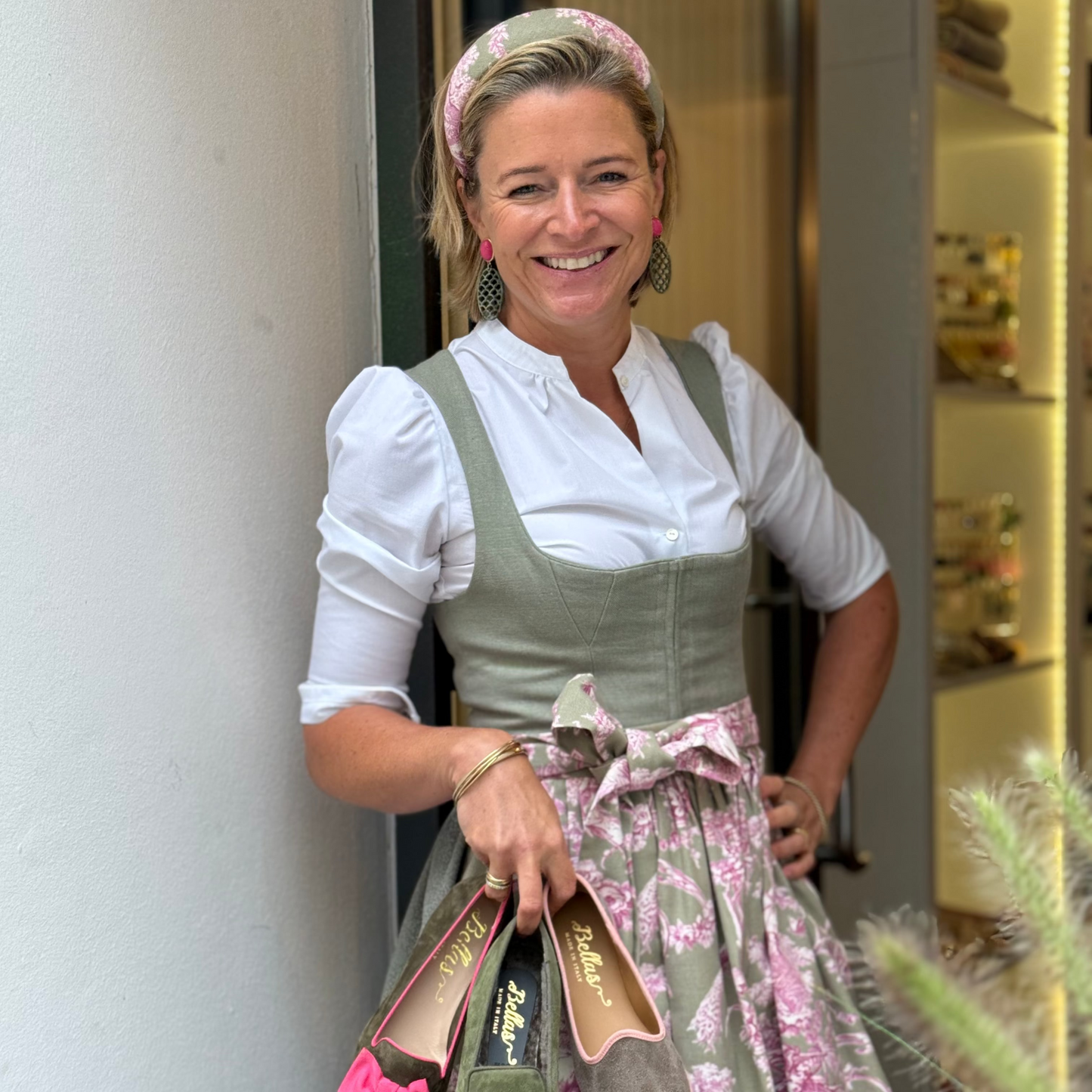 Midi Dirndl Josefine in Schilf