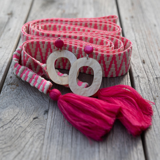 Dirndl Belt  "Neon PINK" von Lace Belts