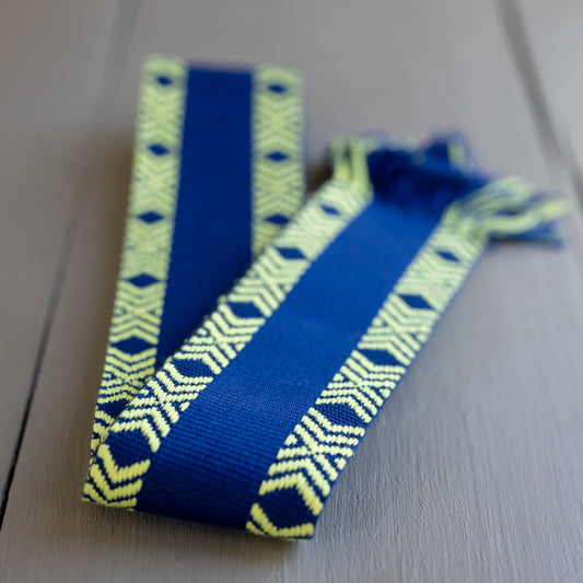 Fringed Belt - BOLD -Blau/ Gelb von Lace