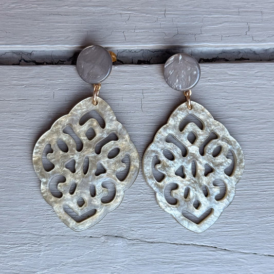 Ornament Ohrringe Salbei