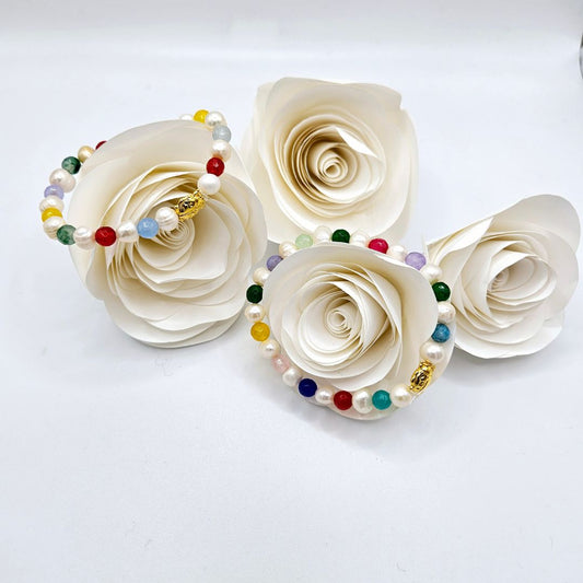 Perlenarmband Sarah Multicolour mit goldenem Marienkäfer