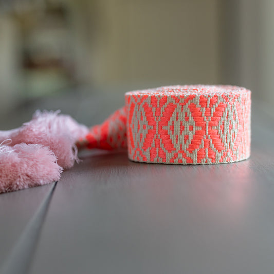 Lace Belt Dirndlgürtel Flieder | LÆCE | Josefine