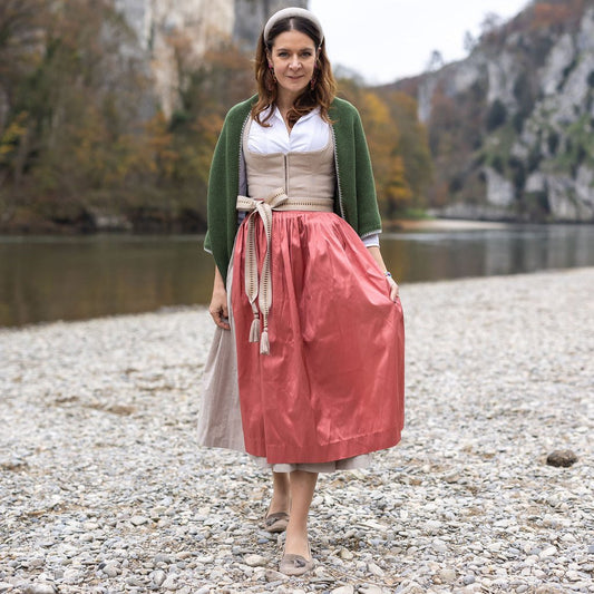 Seiden-Dirndlschürze Viktoria Hortensie