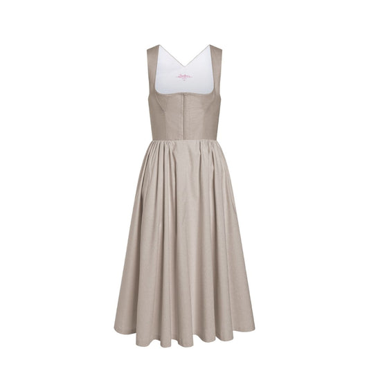 schlichtes und klassisches Dirndl in Beige