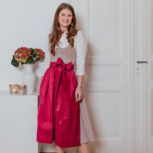 Laden Sie das Bild in den Galerie-Viewer, Individuelle Dirndlschürze Viktoria Pink-Violette
